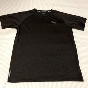 Puma training mens tshirt size Medium. Never worn. No tags.